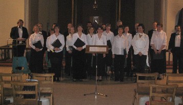 Photo of choir in concert